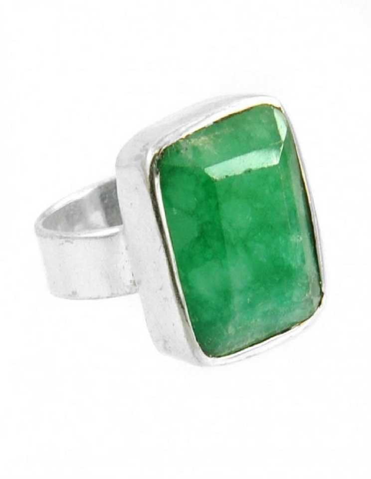 Buy Gemorio Emerald Panna 6.5cts or 7.25ratti Ring for Women At Best Price  @ Tata CLiQ